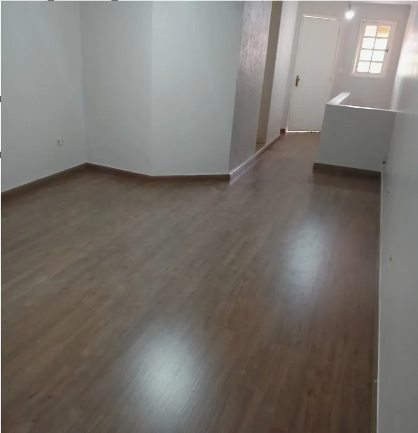Piso Vinílico/Laminado — Ferrari Planejados